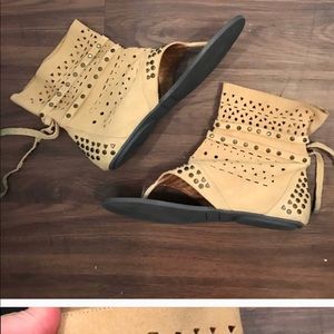 Trade DO NOT PURCHASE